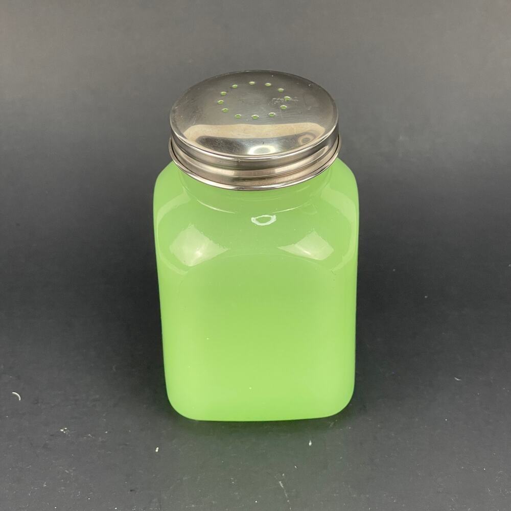 Green Jadeite Glass Spice Shaker 1 TPC China 4.25”